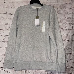 Crewneck sweater